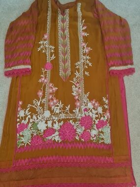 Embroidered Rust/Pink Khaadi Khaas Pure Crinkle Chiffon Shirt With Silk Trouser